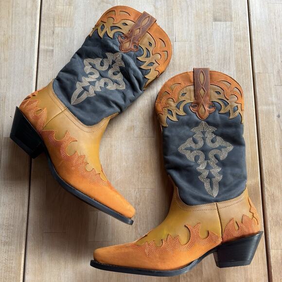 DINGO WOMEN'S STATEMENT LEATHER FLAME DETAIL WESTERN BOOTS SNIP TOE SIZE 9.5 NWT - Picture 3 of 11